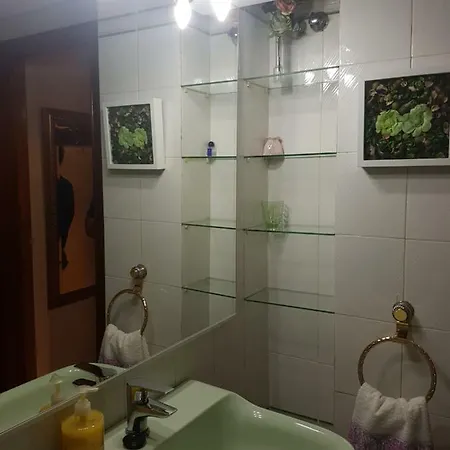 Apartamento Eduardo Dato Sevilla Buitenkant foto